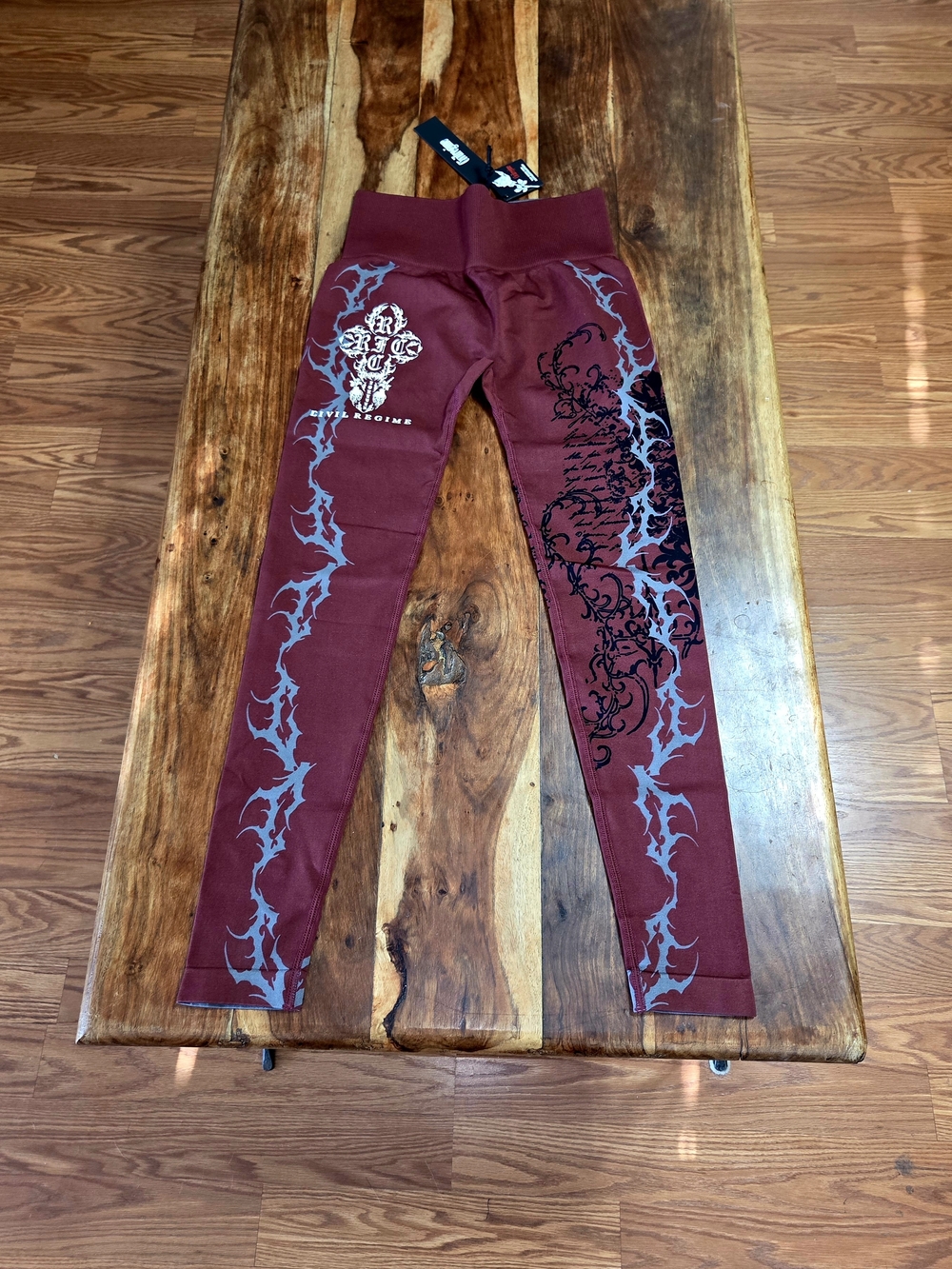 Civil Regime Women's Maroon Graphic Leggings